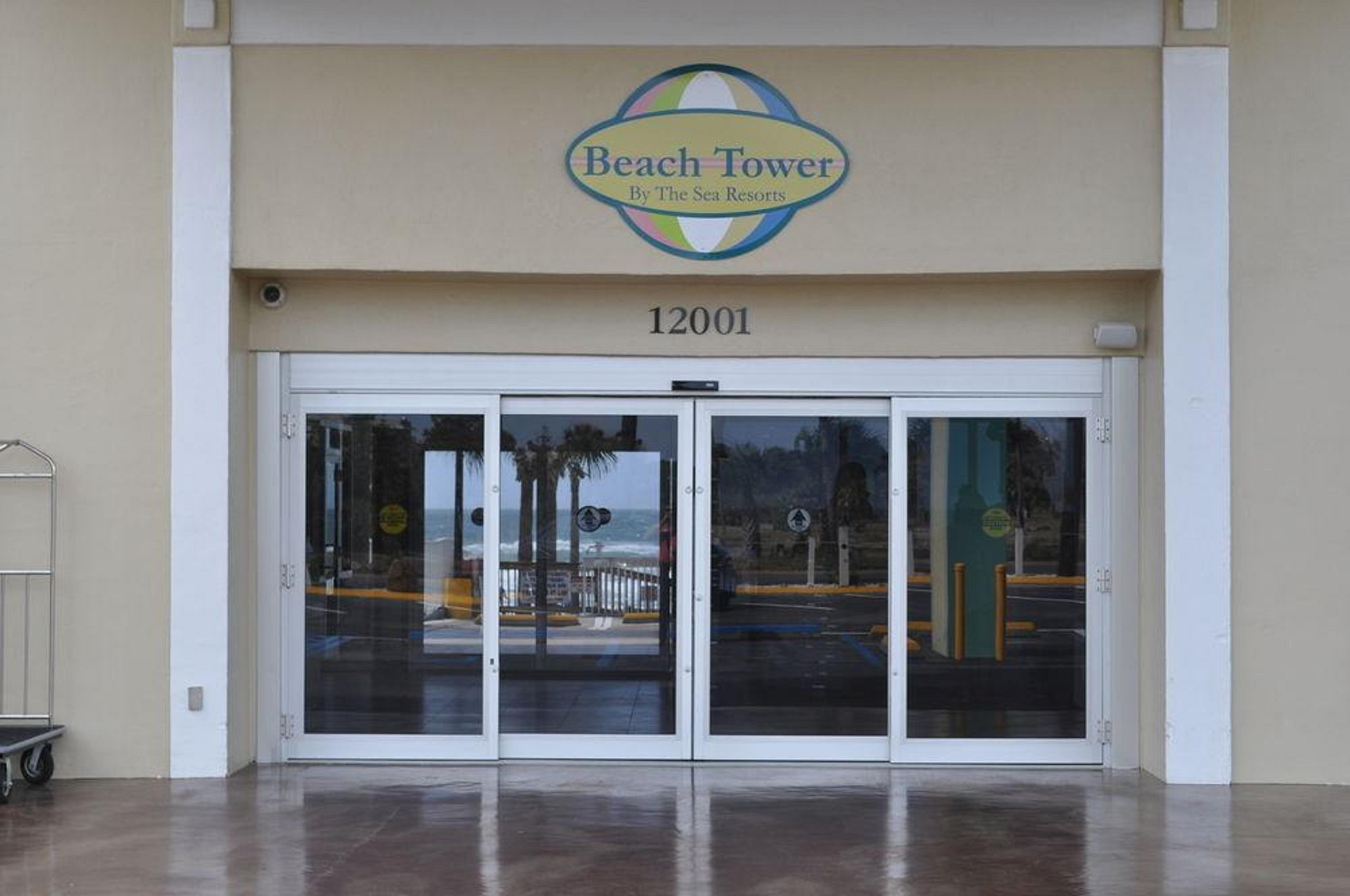 Ramada By Wyndham Panama City Beach / Beachfront Екстер'єр фото