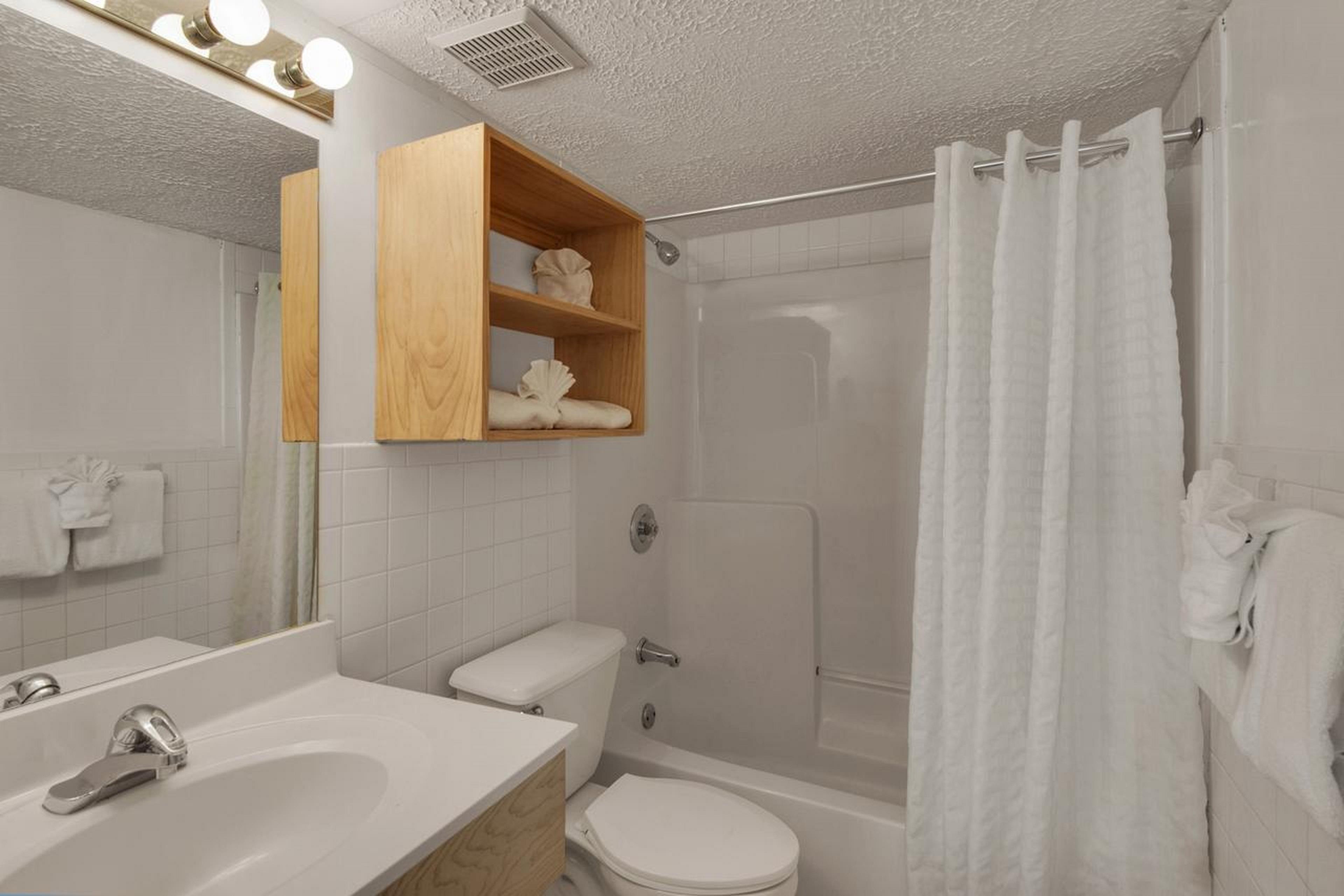 Ramada By Wyndham Panama City Beach / Beachfront Екстер'єр фото