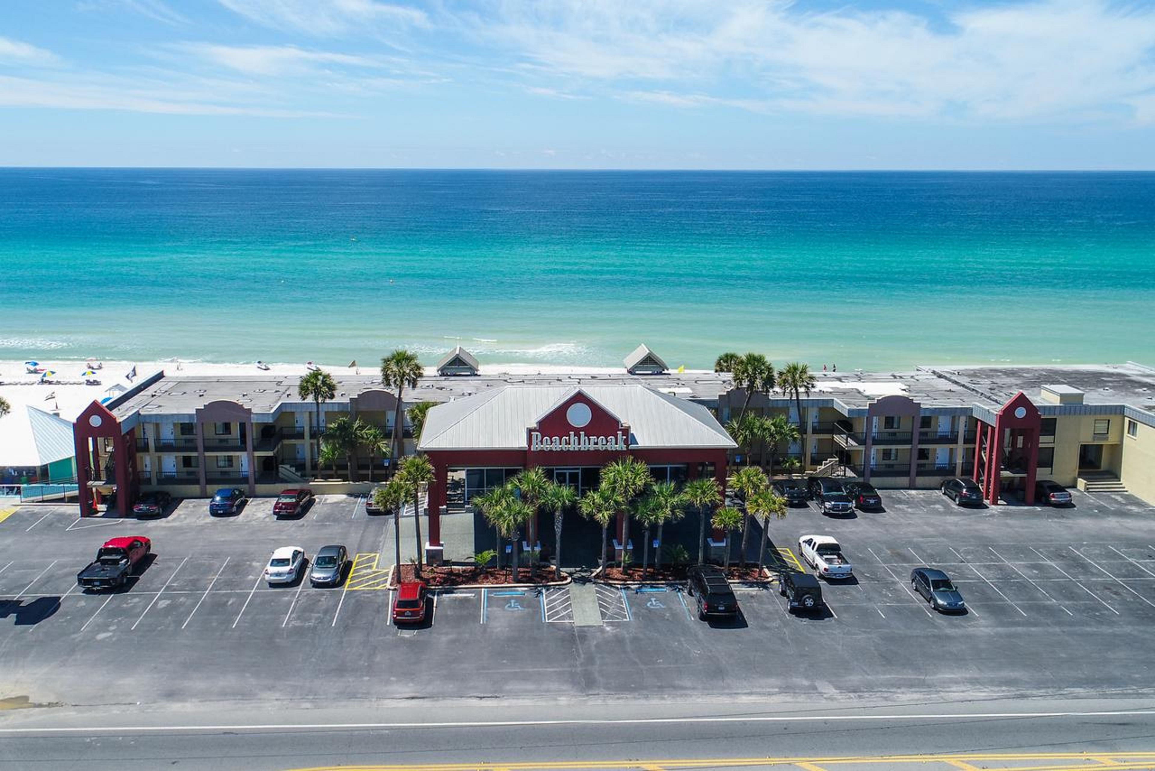 Ramada By Wyndham Panama City Beach / Beachfront Екстер'єр фото