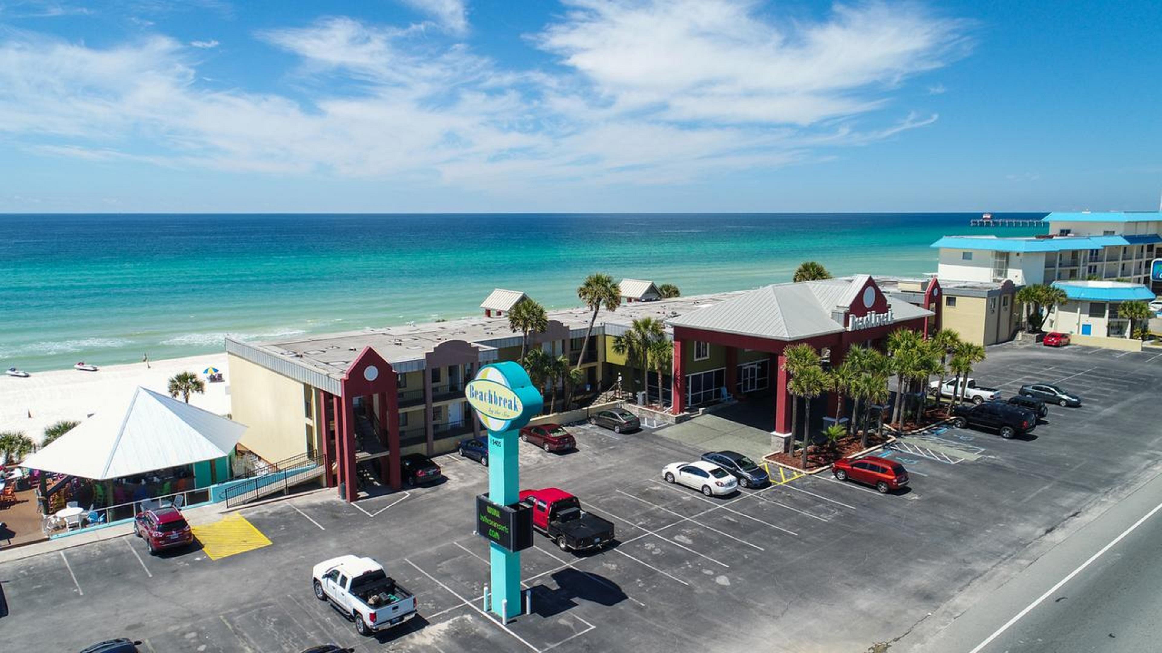 Ramada By Wyndham Panama City Beach / Beachfront Екстер'єр фото